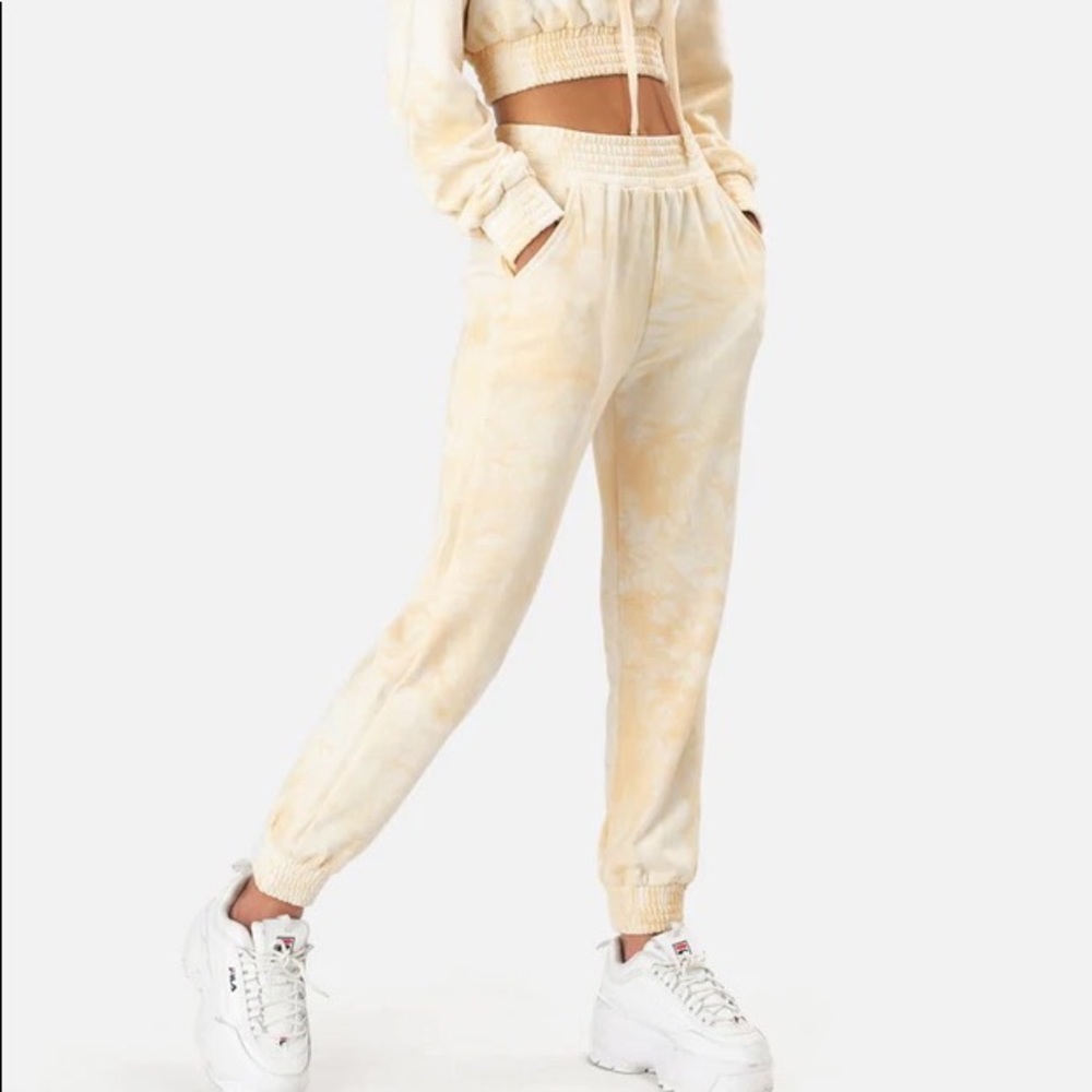 Adika Twinkie Sweatpants